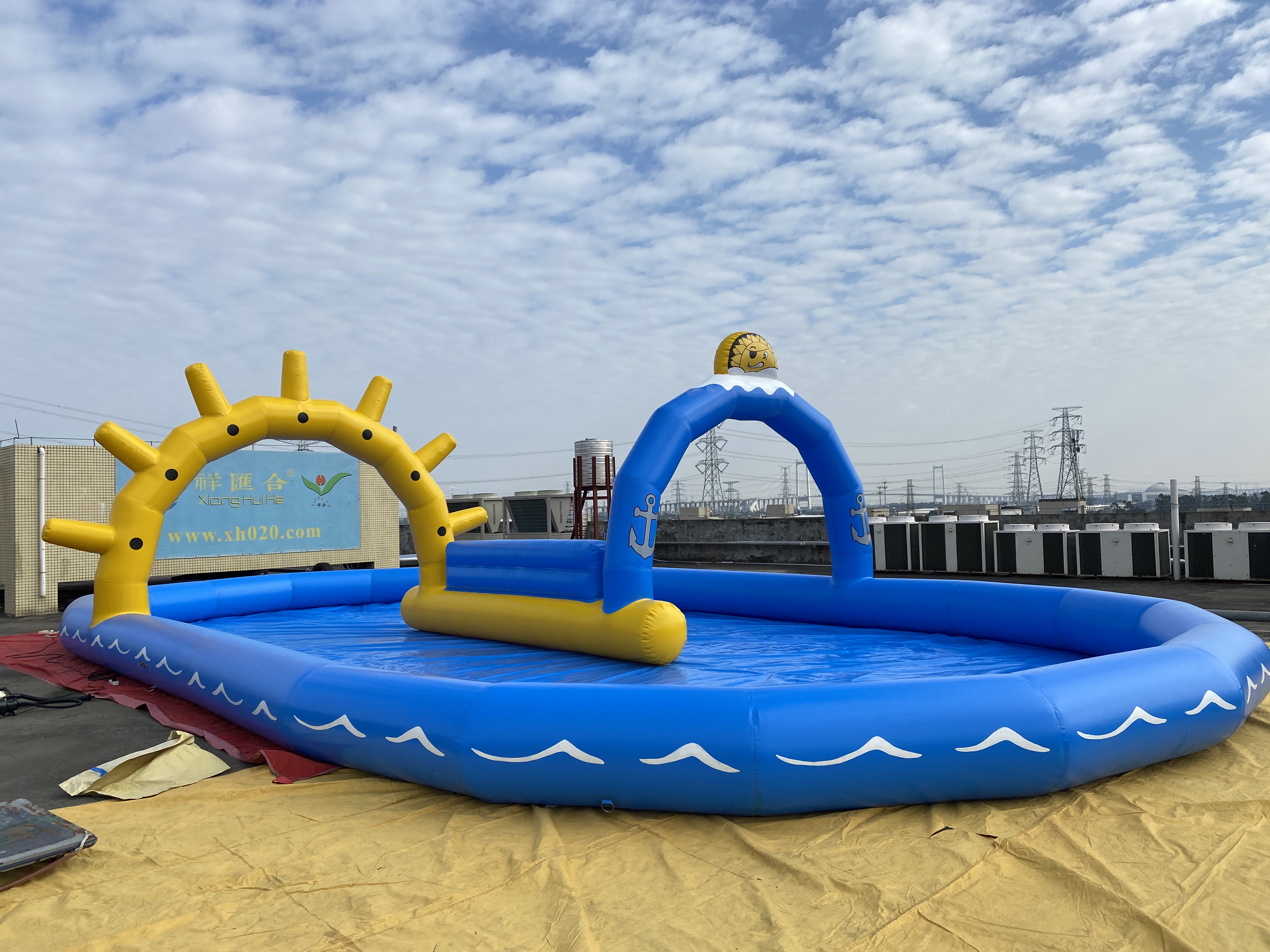 inflatable pool