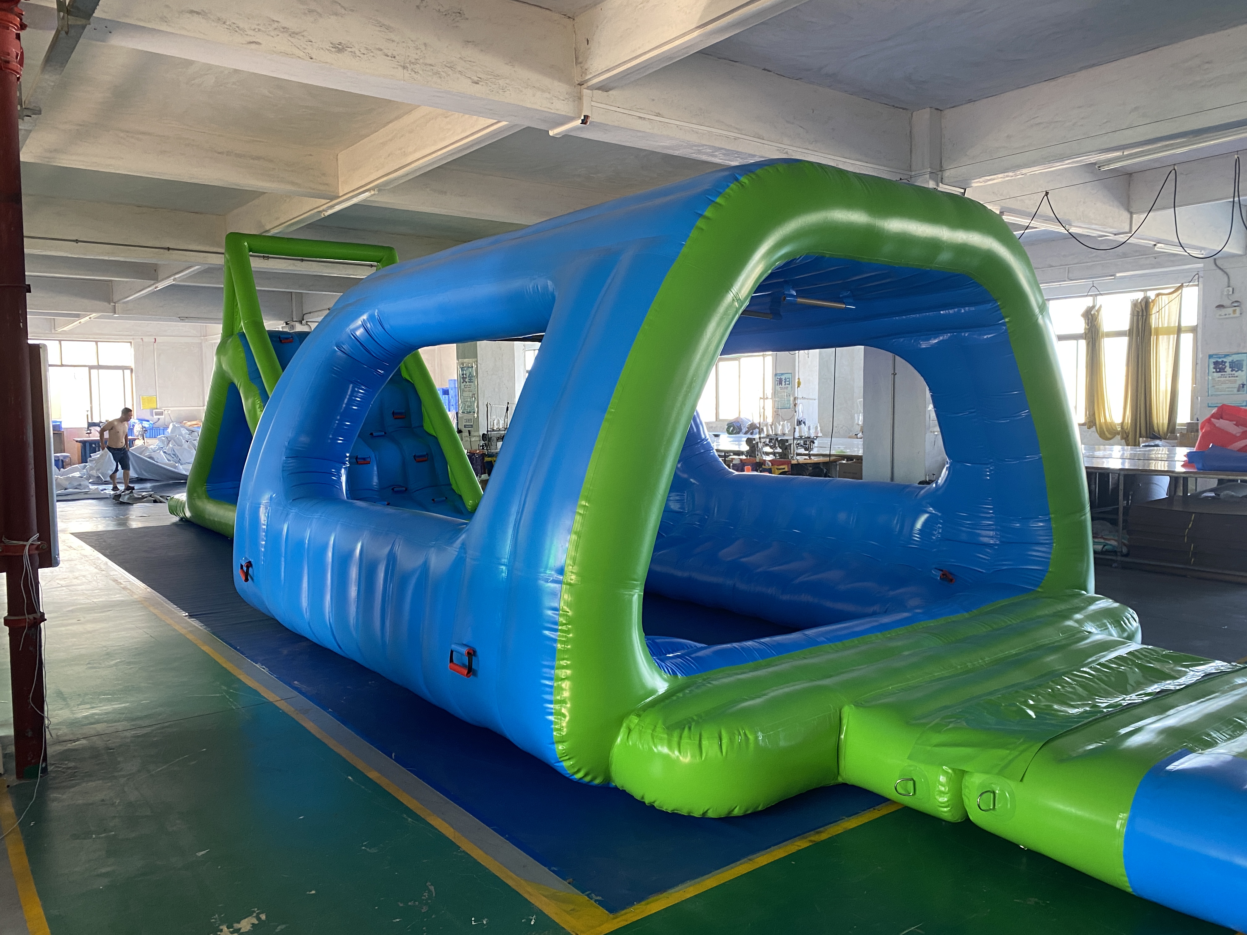 Inflatable obstacle courses