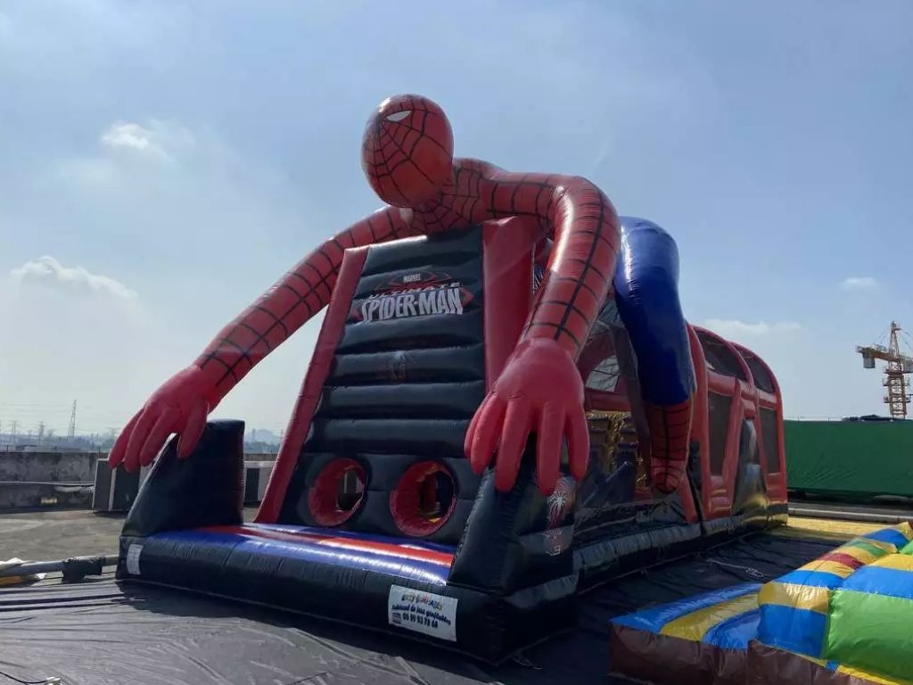 spider man inflatable obstacle