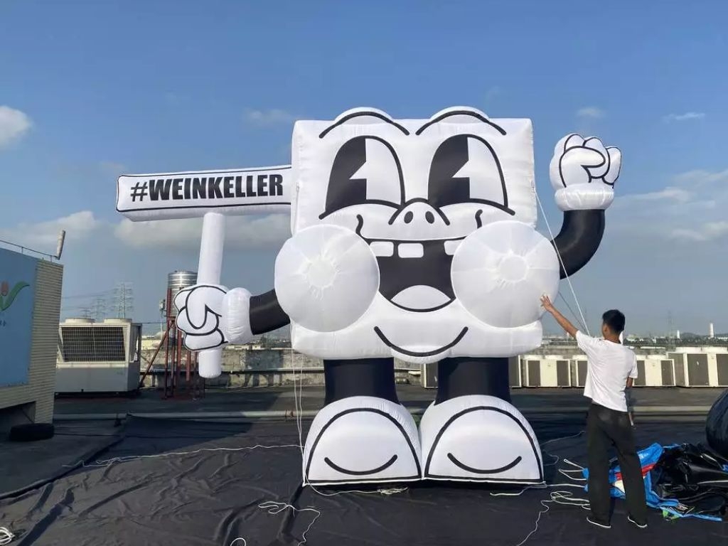 weinkeller inflatable model