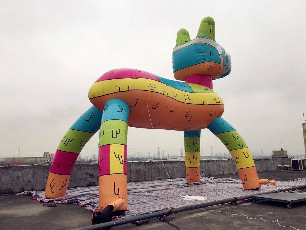 Inflatable cartoon