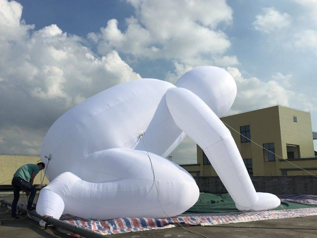 inflatable cartoon