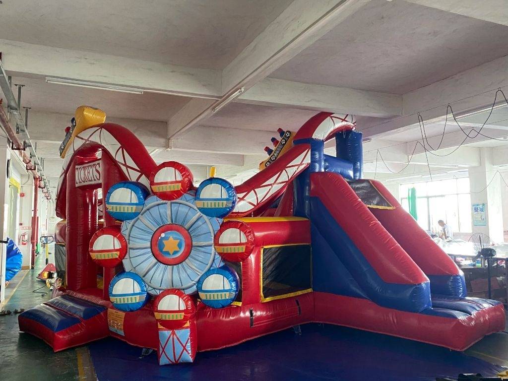 Inflatable Ferris wheel obstacle course