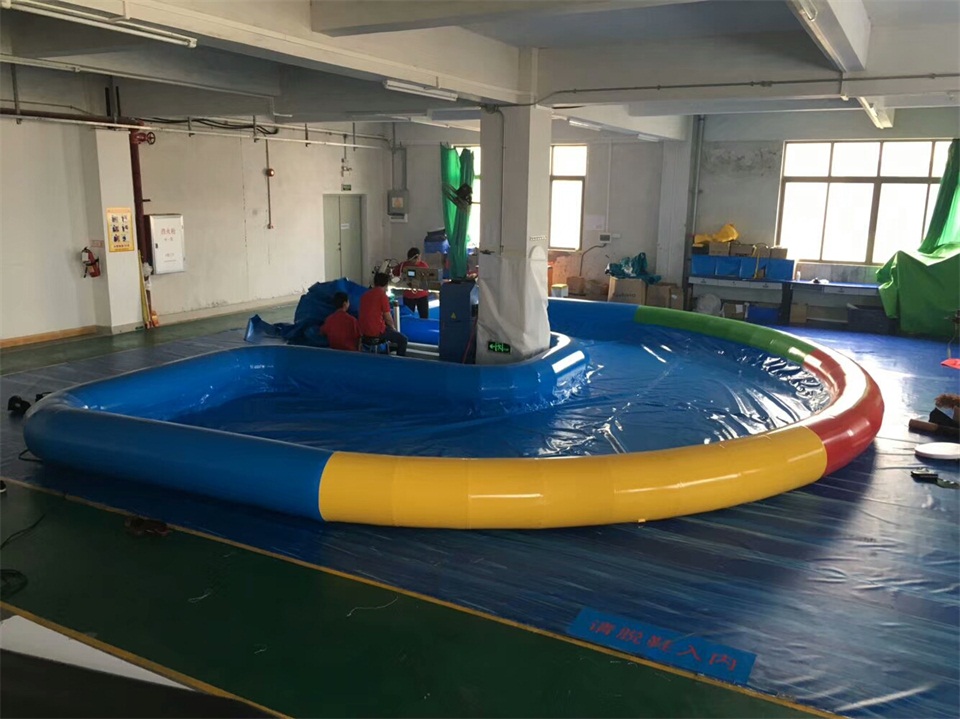 inflatable pool