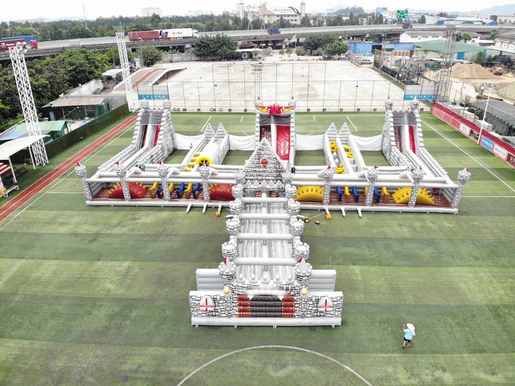  largest Inflatable obstacle