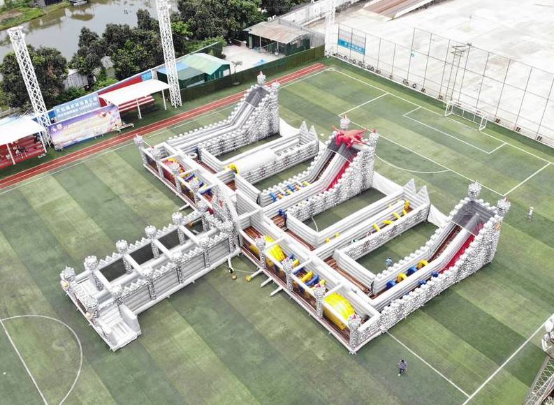 largest Inflatable obstacle