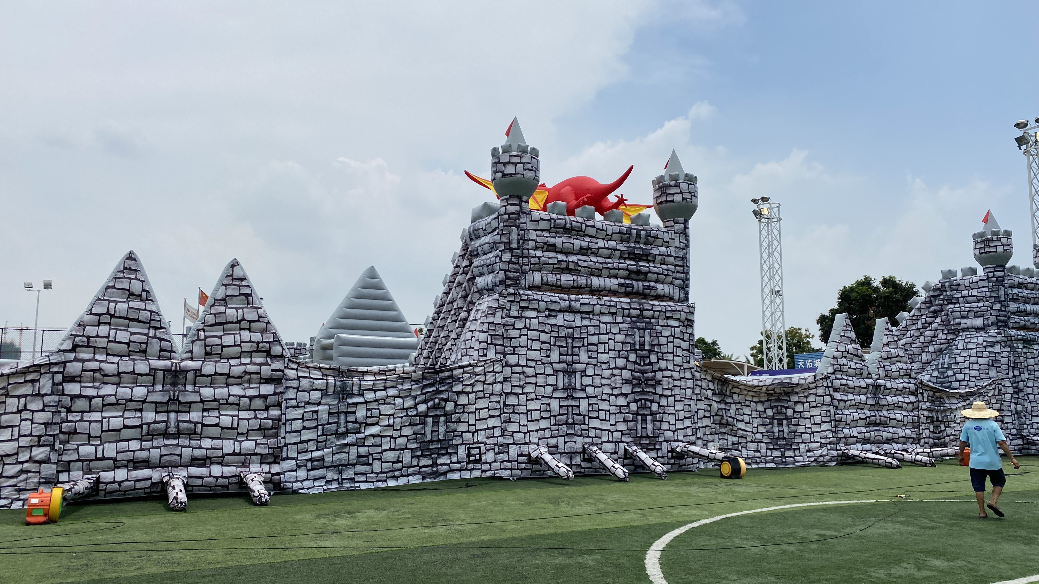  largest Inflatable obstacle