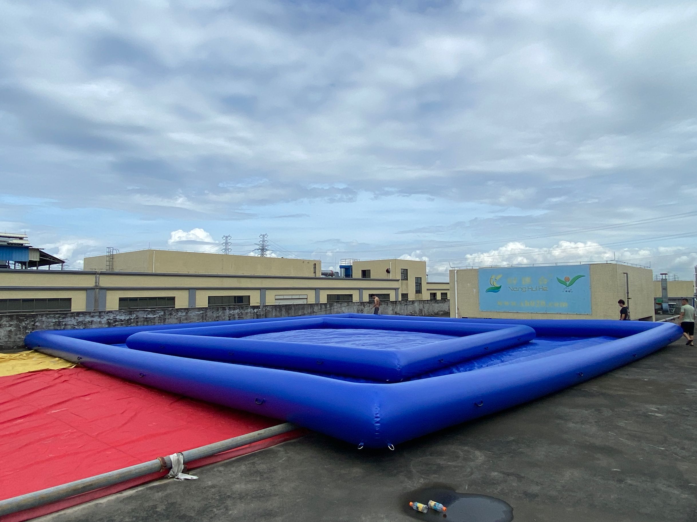 Blue Outdoor Inflatable Pool