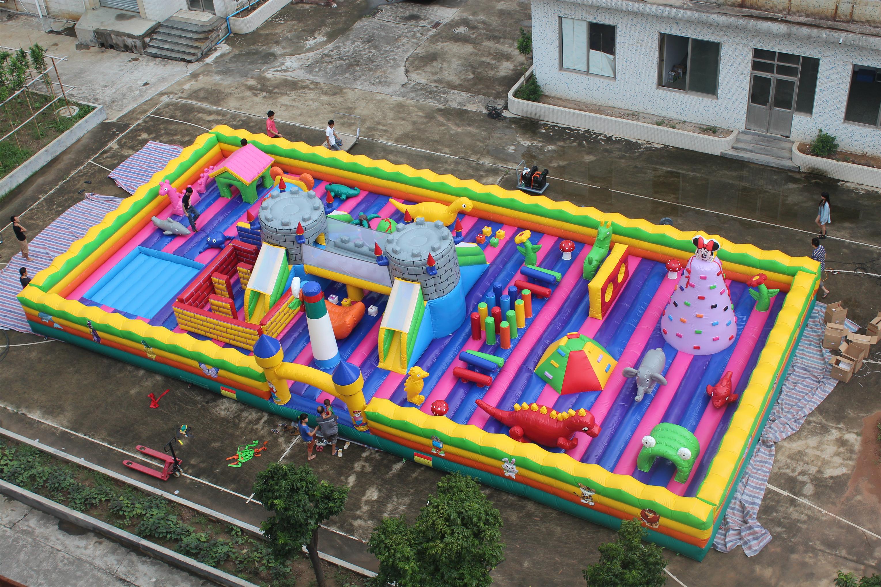 inflatable fun park