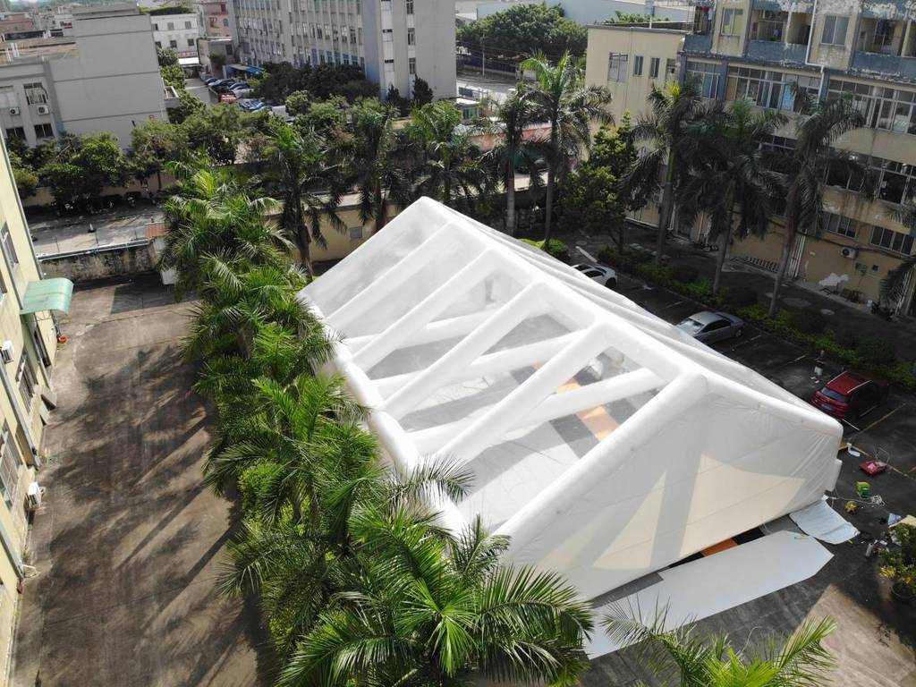 inflatable pool cover