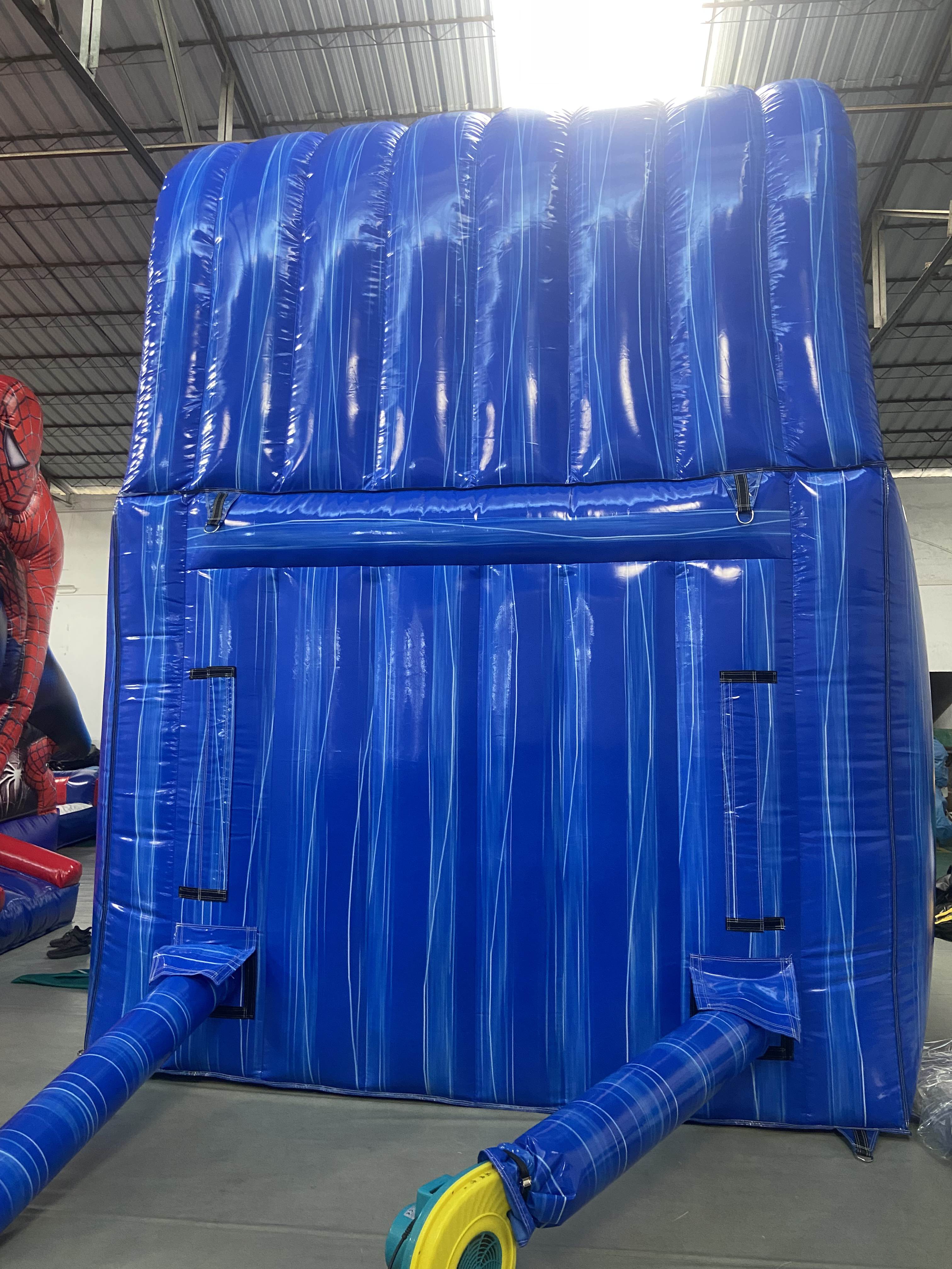 ​​Outdoor water slide​