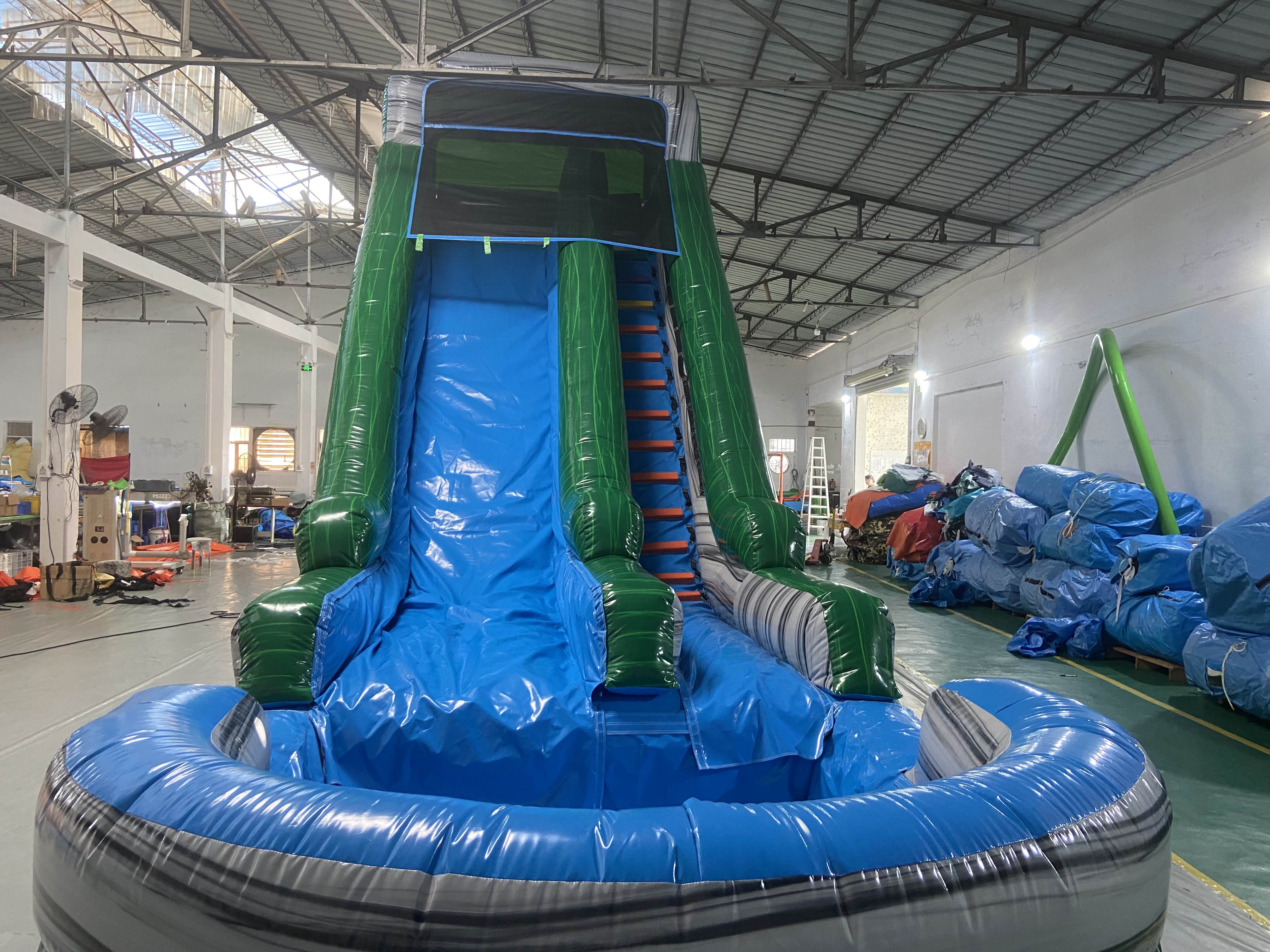 Bounce house with slide​