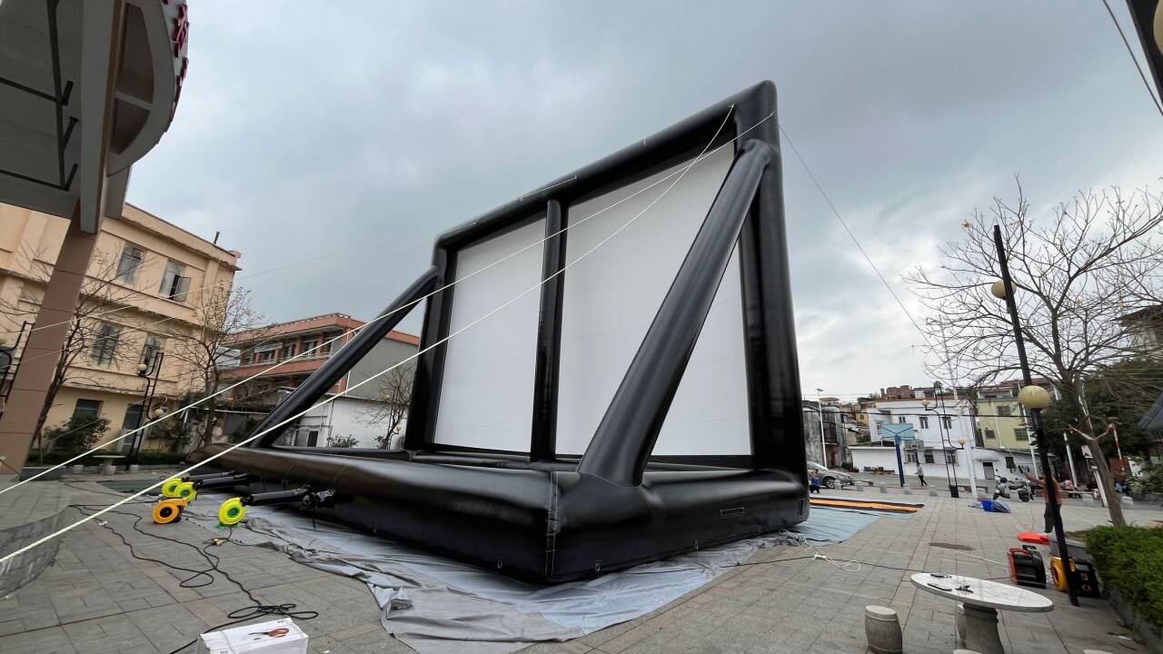 Giant inflatable screen​