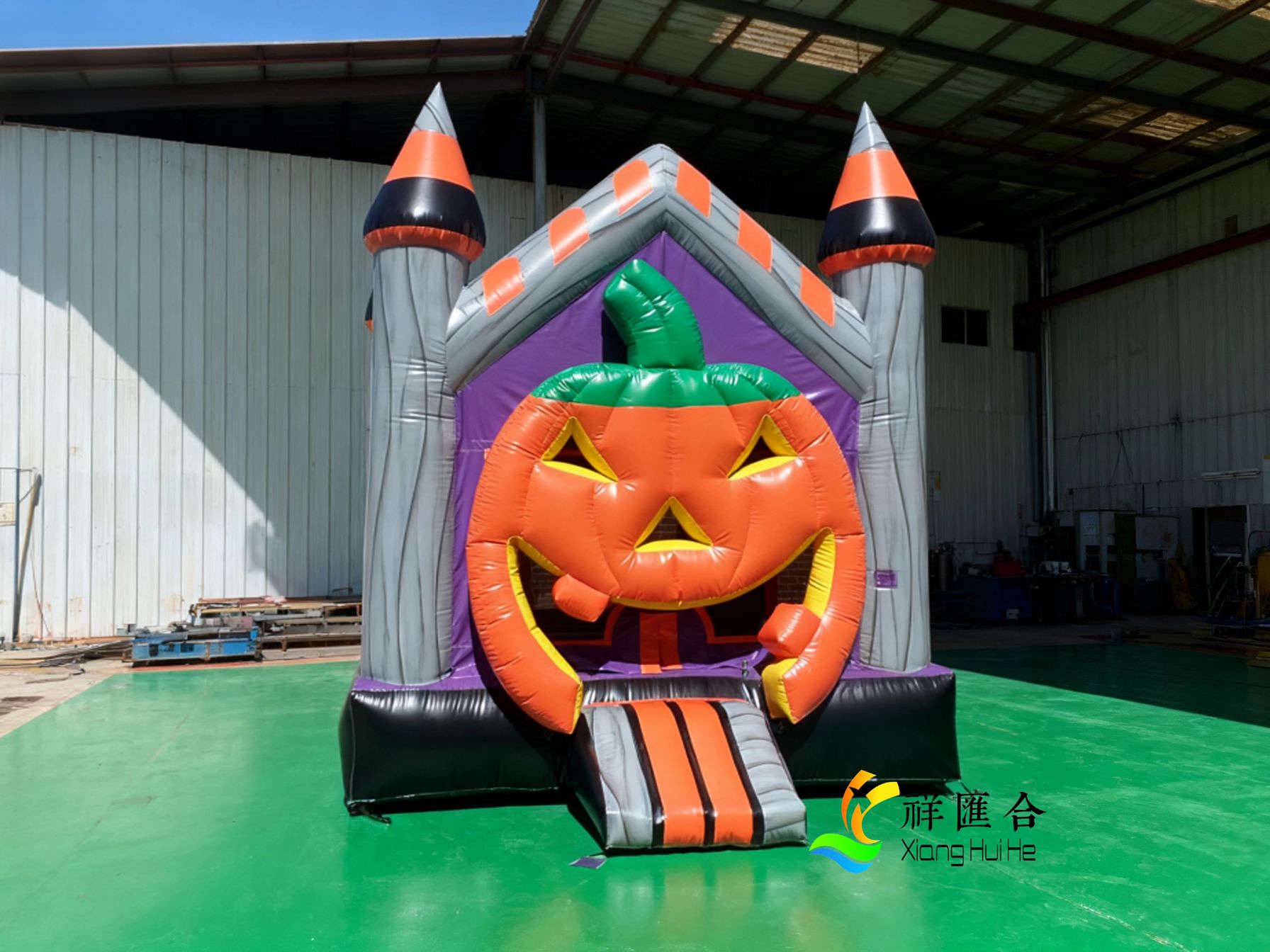 jack-o-lantern inflatable