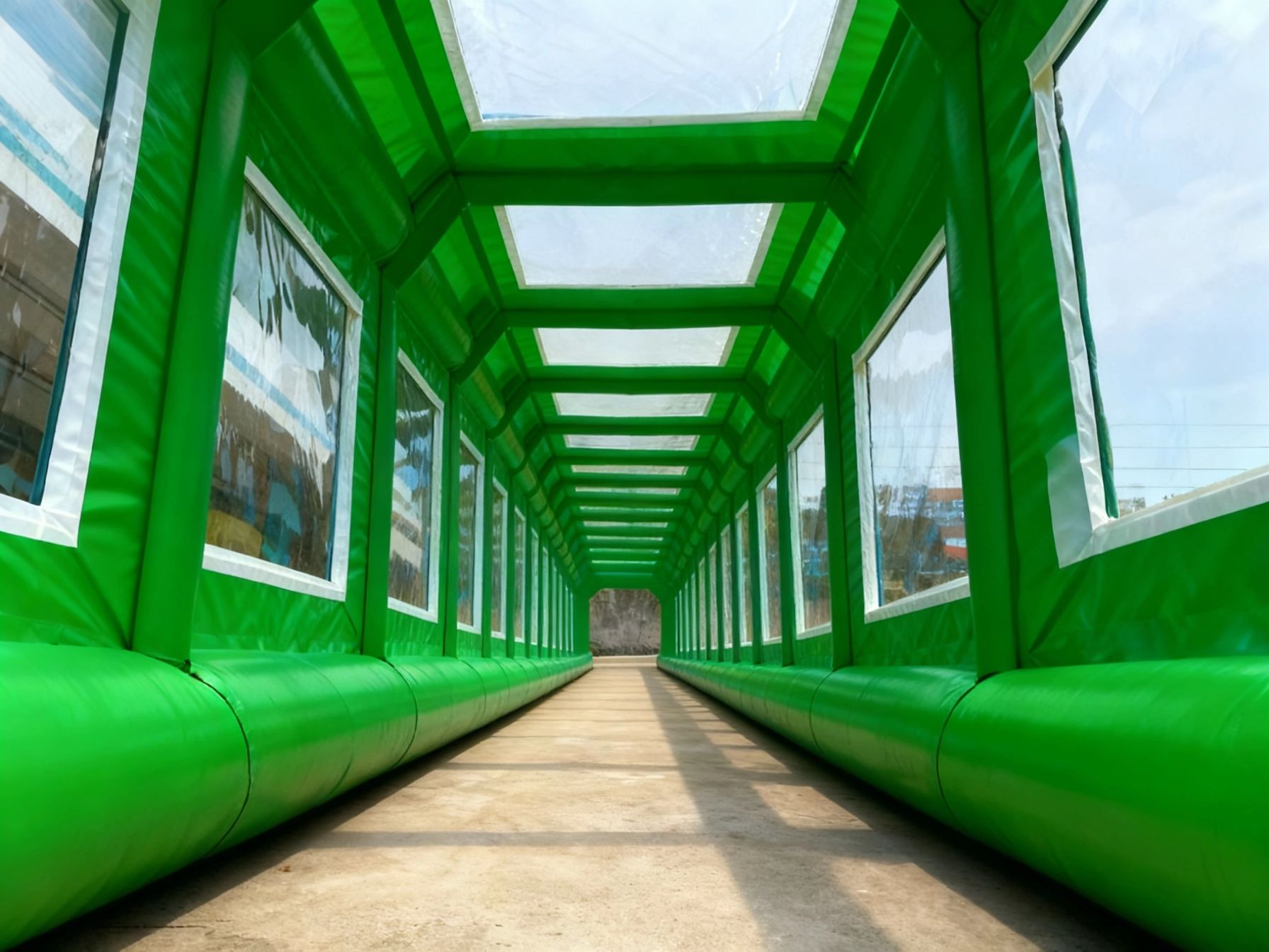 enclosed running course