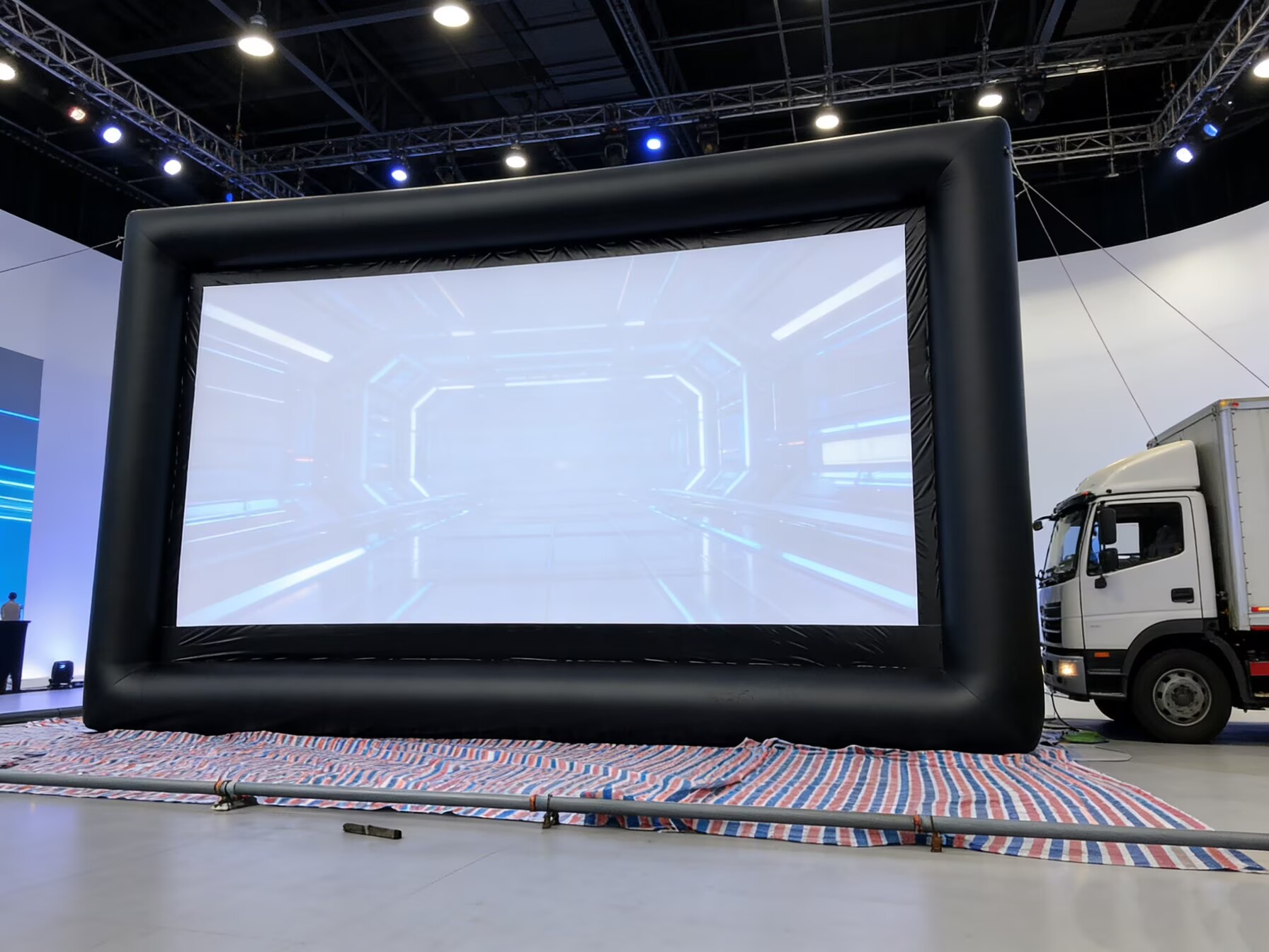 inflatable movie screen