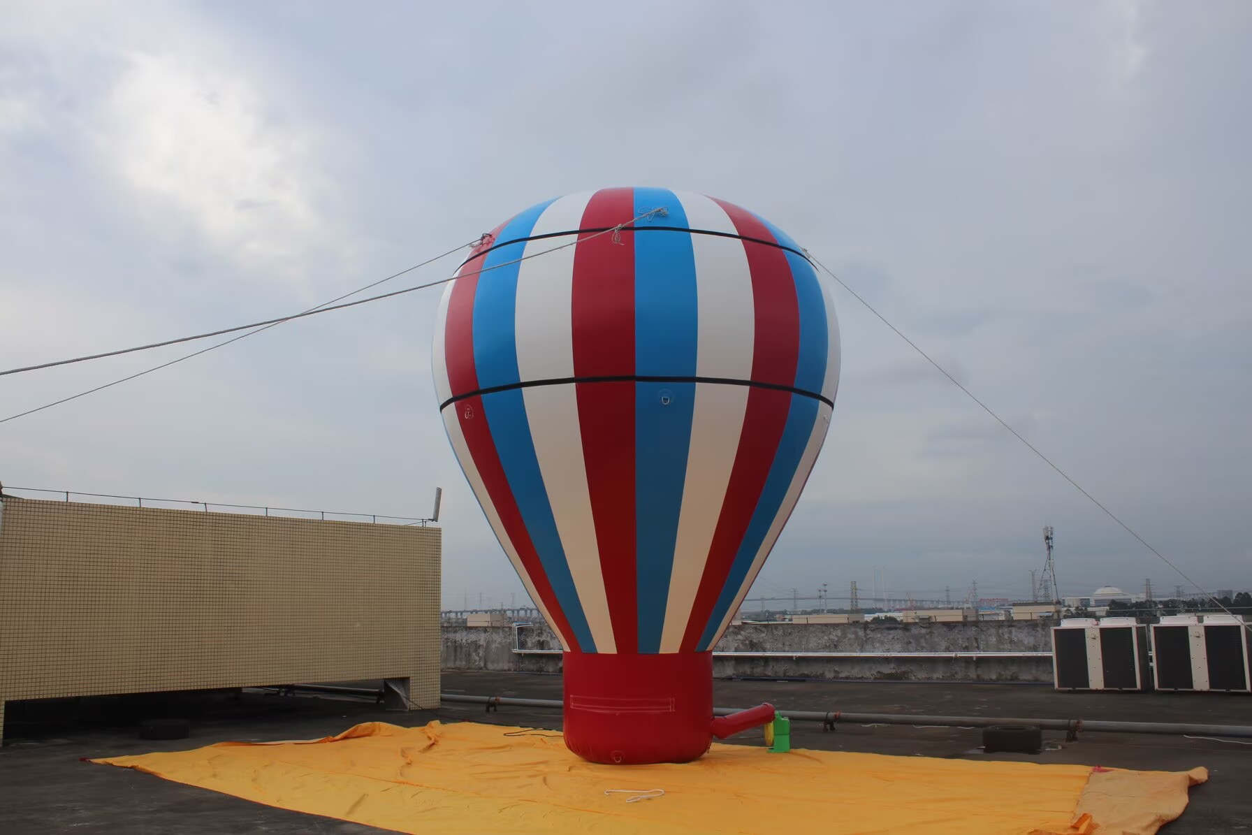 custom inflatable advertising
