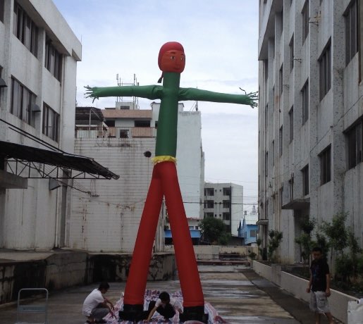 swaying inflatable