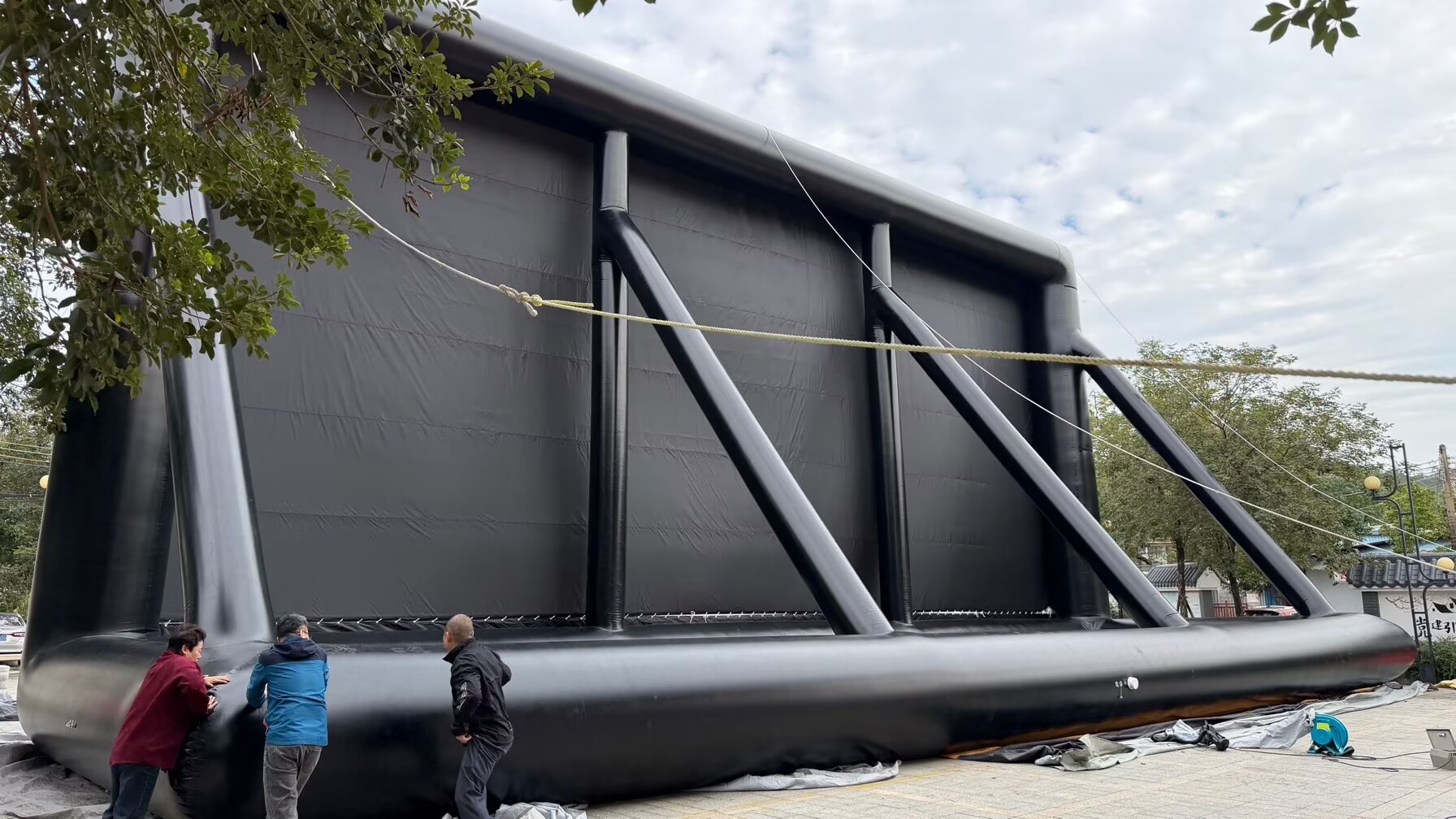 custom inflatable screen