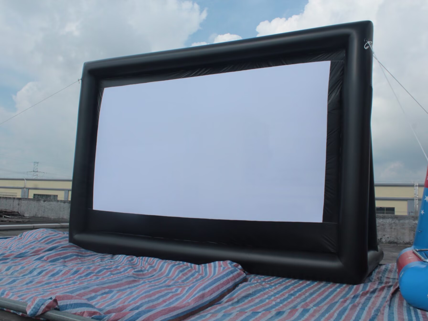 6X3.3M Continuous Inflation Movie Screen - Large, Durable