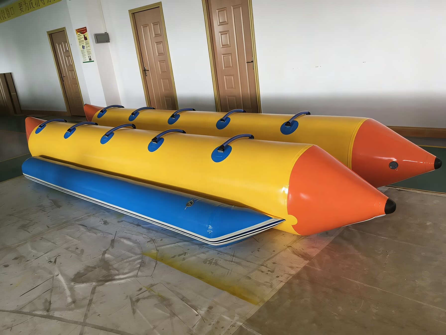 10-seater inflatable boat detail