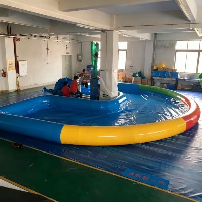 Creative inflatable water pool